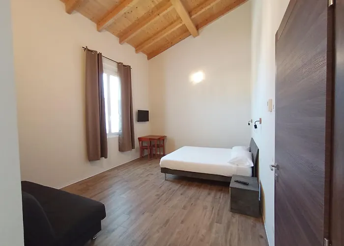 Casa Nel Borgo Di Capraia