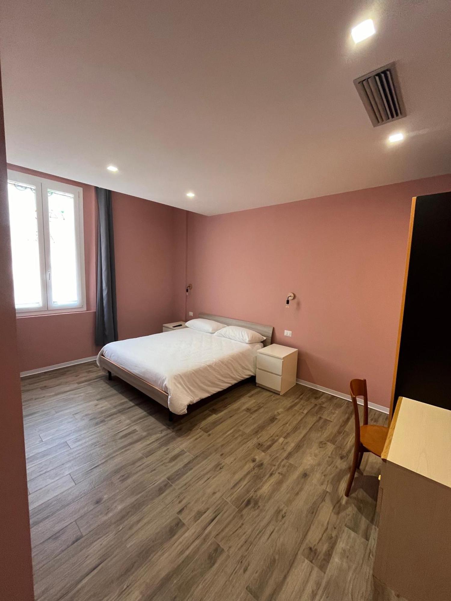 Casa Nel Borgo Di Capraia