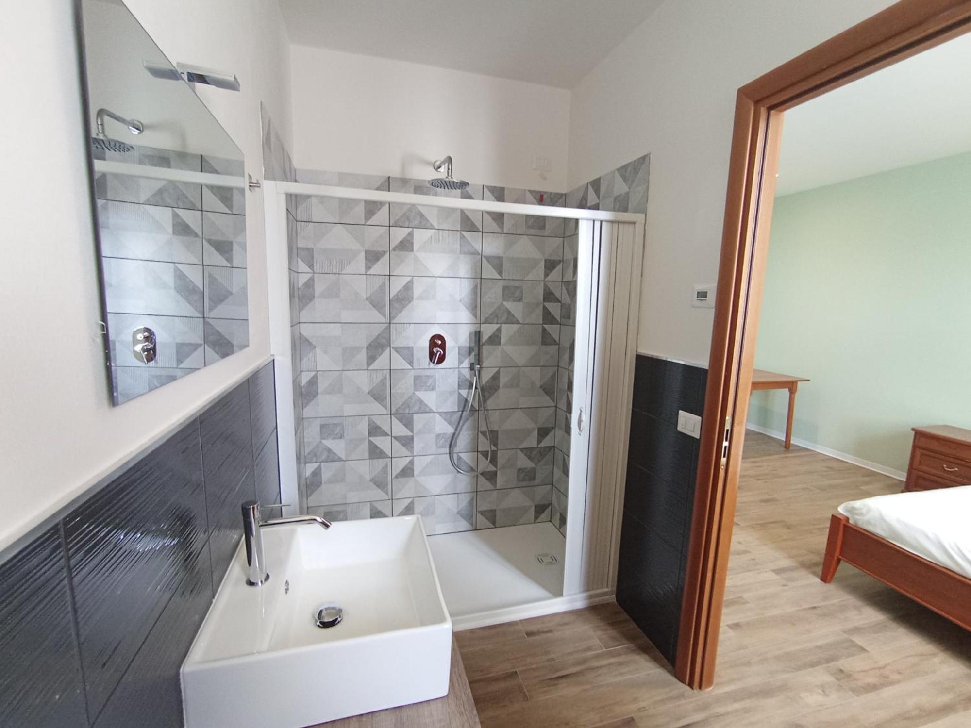 Privatunterkunft Casa Nel Borgo Di Capraia
